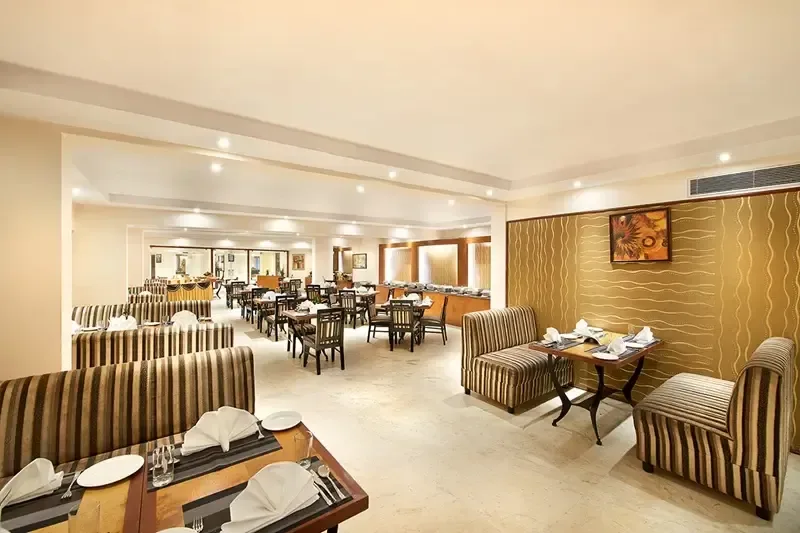 Common dining area at Niharika Bhawan Katra