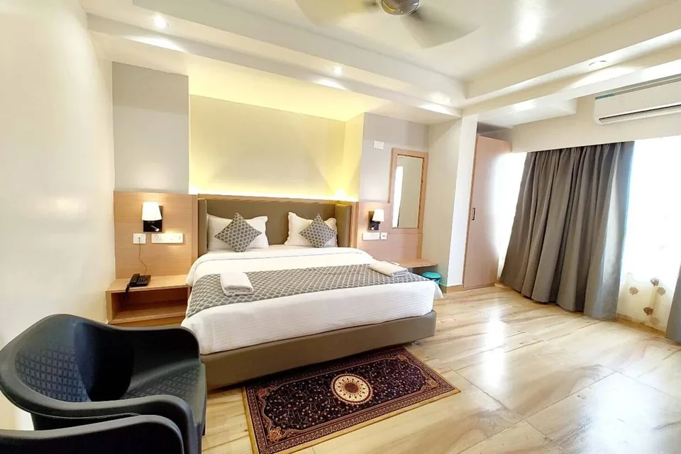 Comfortable room at Niharika Bhawan Katra